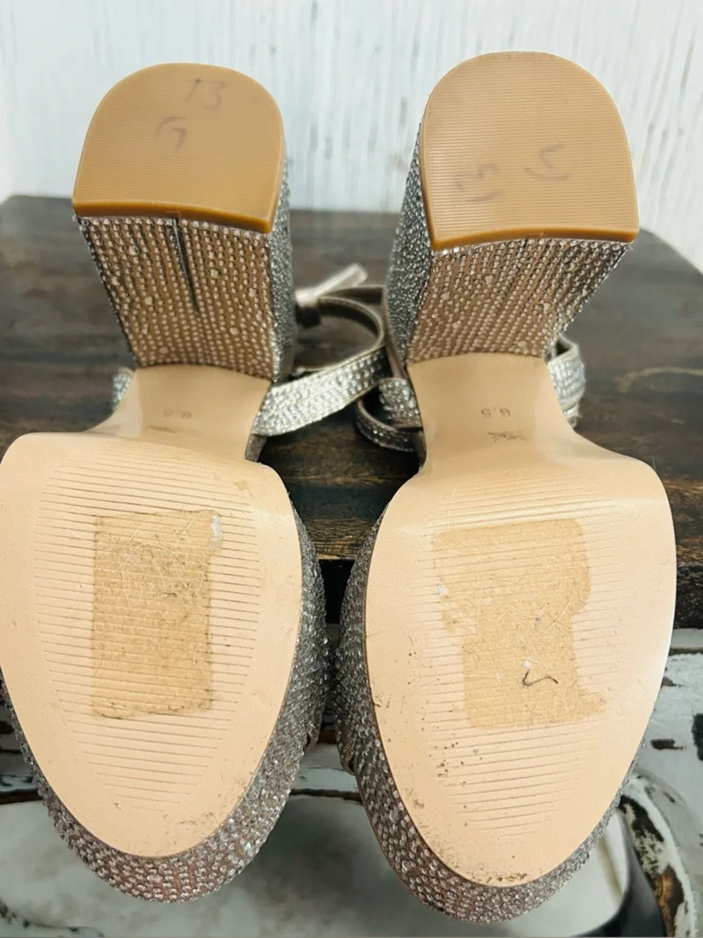 BCBGeneration‎ Pristal with radiant platform sandal